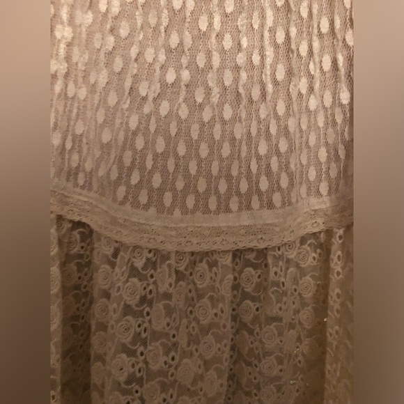 Hazel lace tank size large - Picture 6 of 8